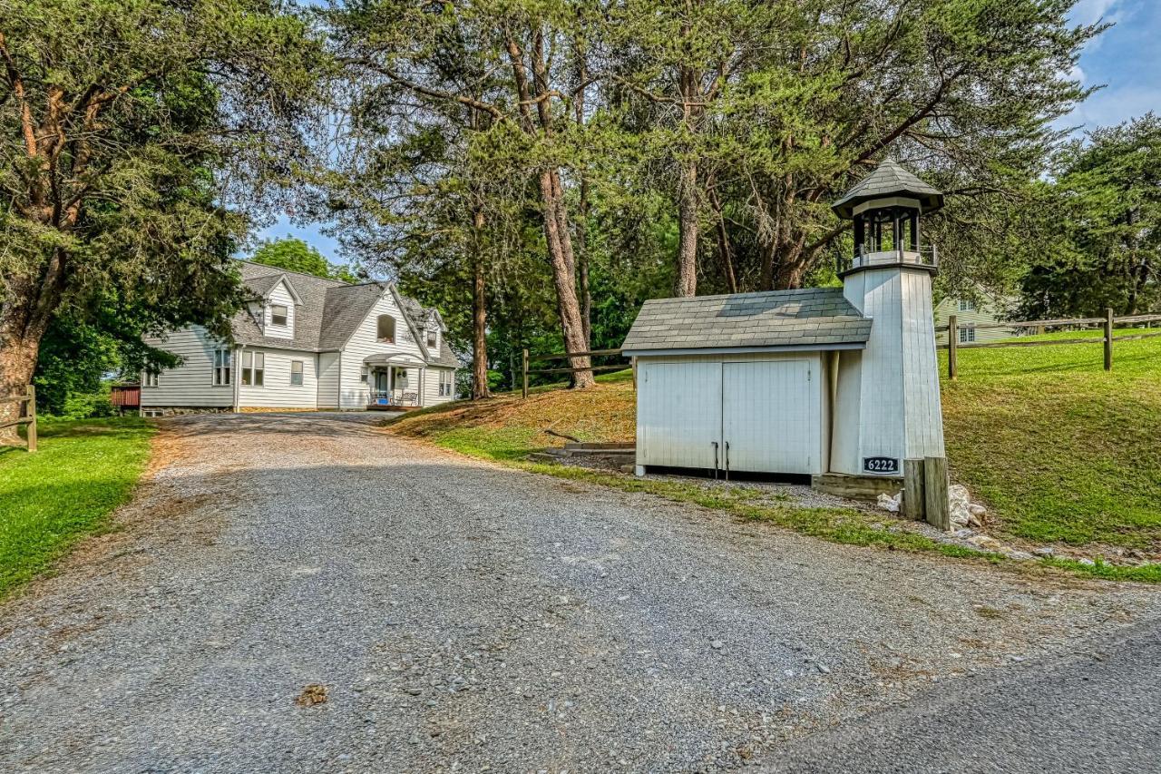 Still Waters Villa Moneta Exterior photo